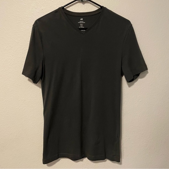 H&M V-Neck Tees (3 Shirts) - Picture 3 of 3